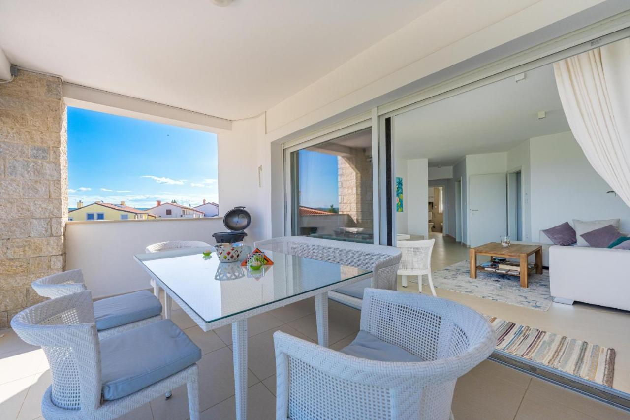 דירות PUY Dream Lounge With Sea View מראה חיצוני תמונה