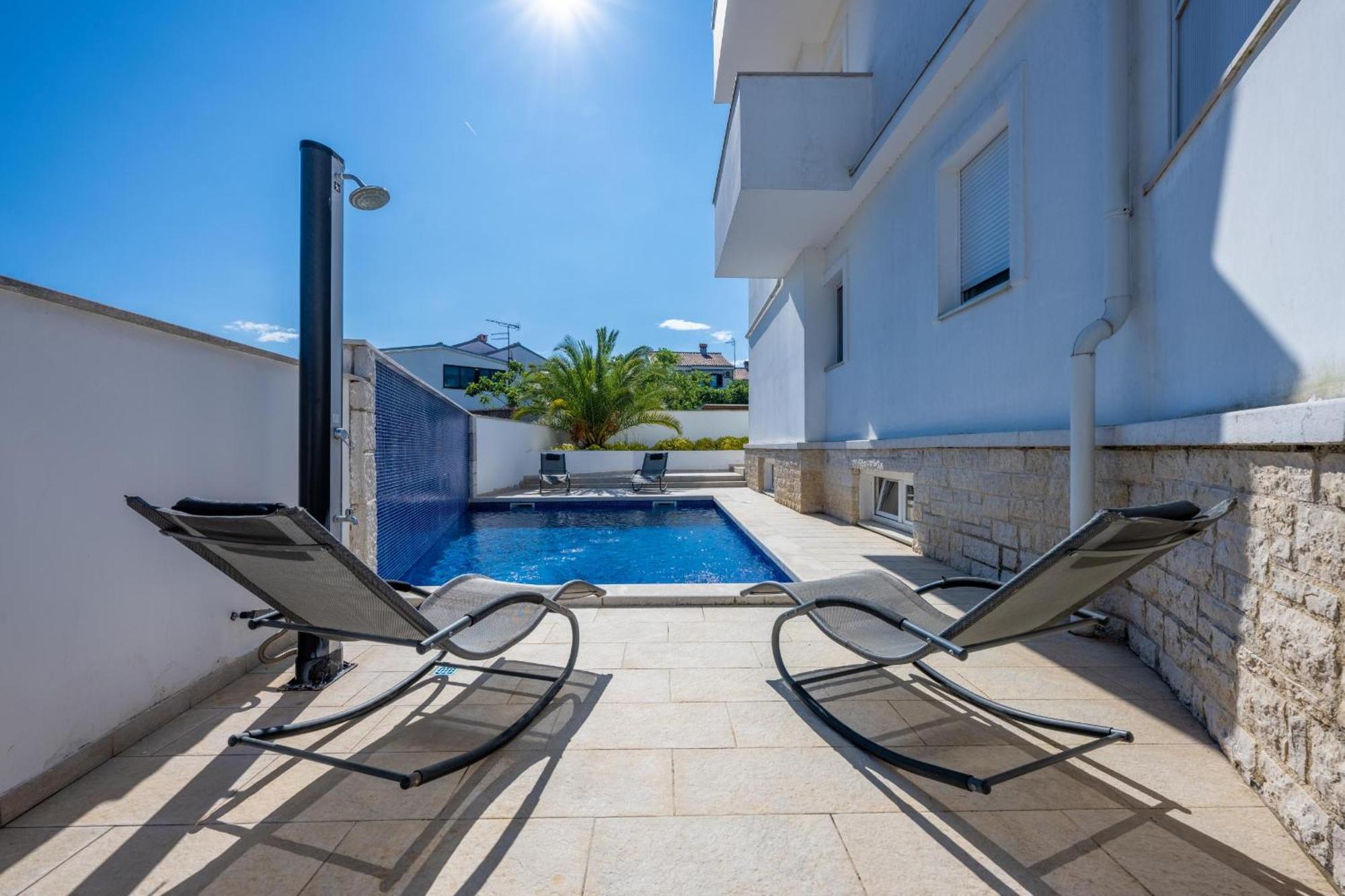 דירות PUY Dream Lounge With Sea View מראה חיצוני תמונה